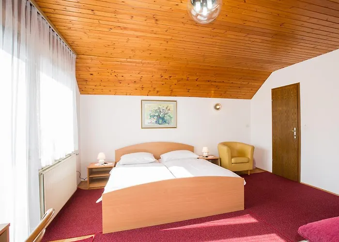 Tereza Проживание в семье Блед